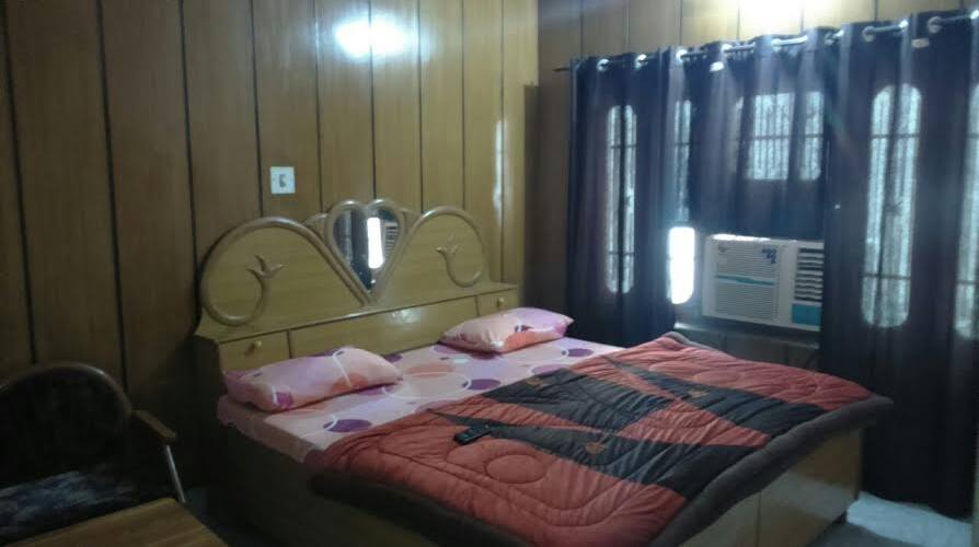 Hotel Pankaj & Restaurant, Jwalamukhi 2